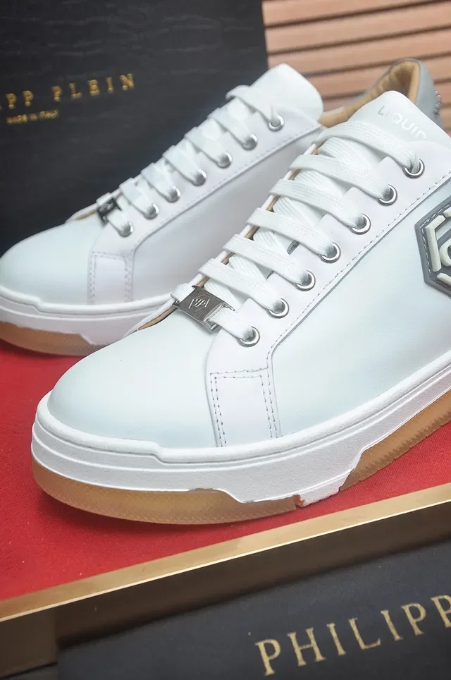 Philipp Plein Blanc Beige Cuir Supérieur Hexagonal Métallique PP Logo Lifestyle Sneakers 8