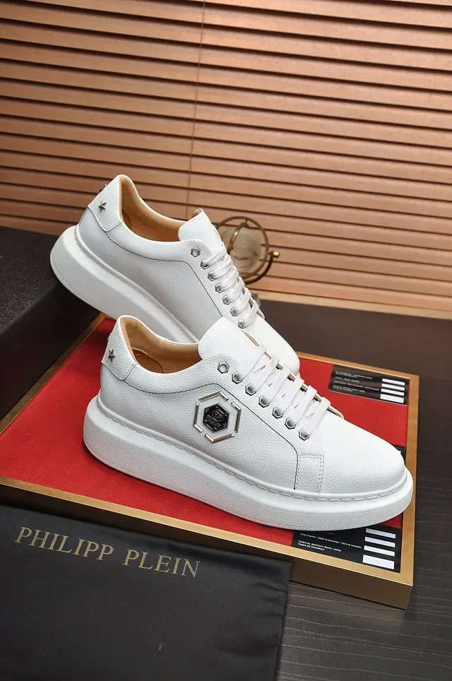 Philipp Plein Tênis Lifestyle Branco Bege de Couro Texturizado com Placa de Logo Metálico Hexagonal 5