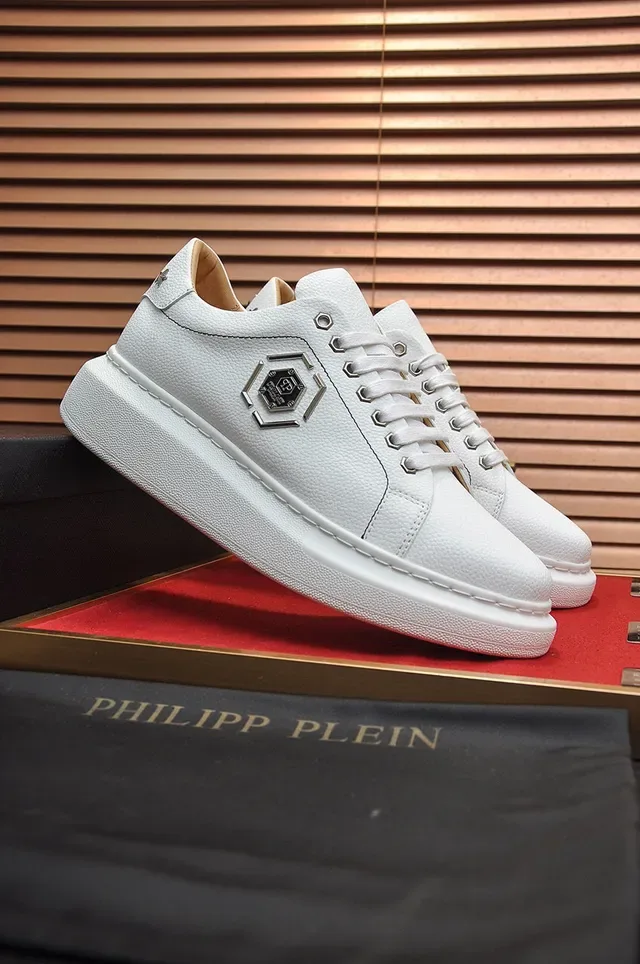 Philipp Plein Tênis Lifestyle Branco Bege de Couro Texturizado com Placa de Logo Metálico Hexagonal 8
