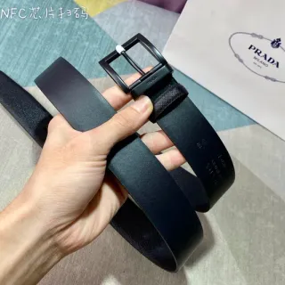 Prada কালো মিনিমালিস্ট আয়তাকার বাকল লেদার বেল্ট