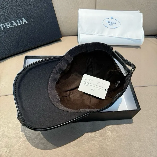 Prada Black White Structured Six-Panel Crown Curved Brim Baseball Cap 3