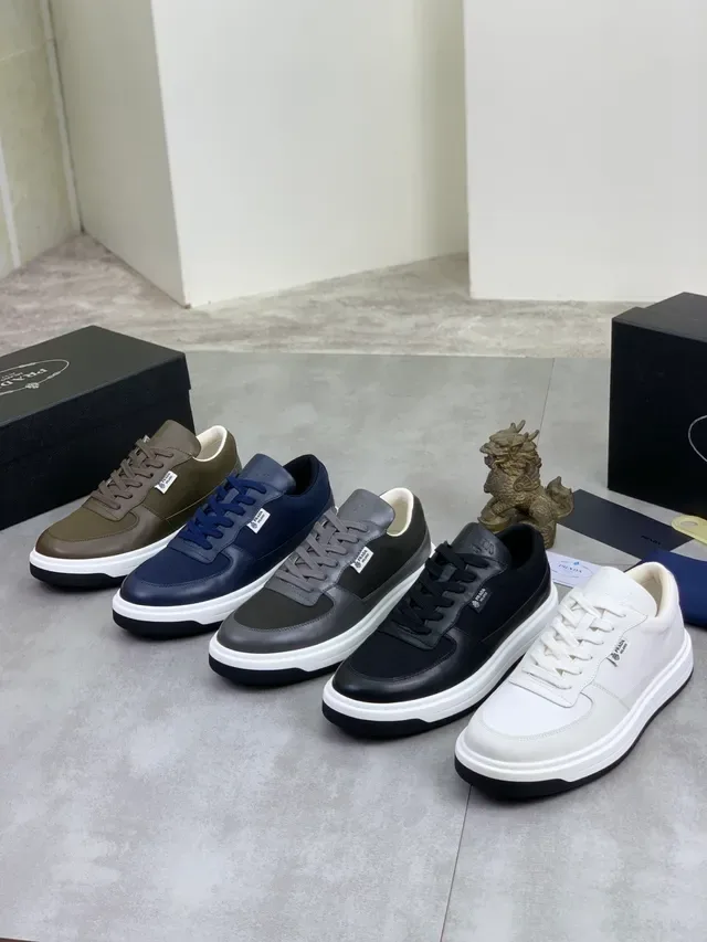 Prada Cloudbust Army Green White Olive جلد ونسيج علوى منصة سول حذاء لايف ستايل 2