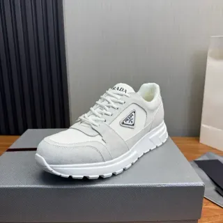 Prada Cloudbust حذاء رياضي أسلوب حياة رمادي فاتح