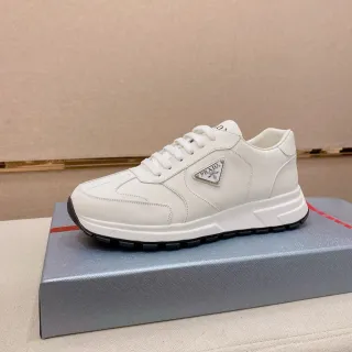 Prada Cloudbust Sneakers Lifestyle Blancs à Panneaux en Cuir