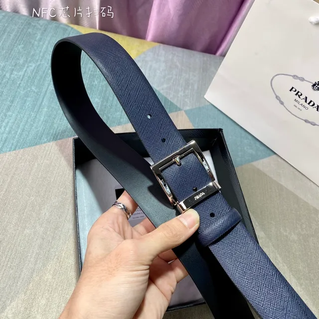 Prada Reversible Navy Silver Textured And Smooth Dual-Finish Leather Belt 8