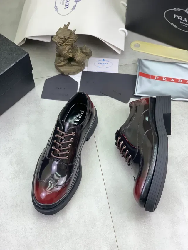 Prada Two-Tone Glossy Patent Oxford Shoes 5