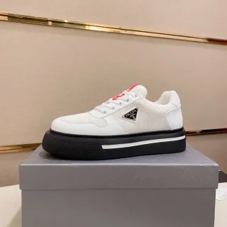 Prada أبيض أسود علوي سميك منصة كعب أسلوب حياة سنيكرز