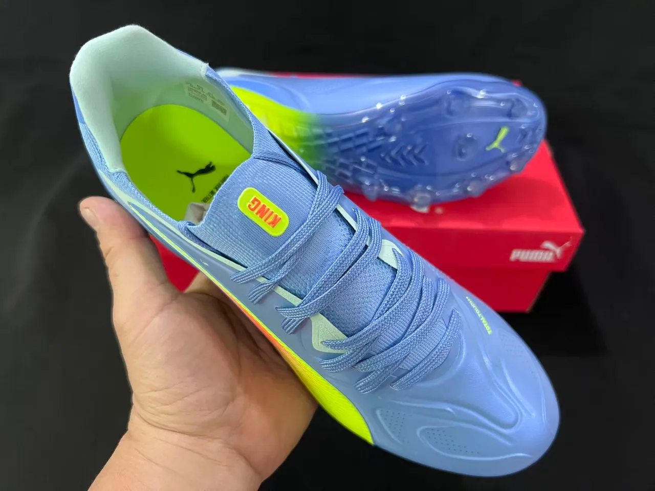Puma Azul Amarelo Baixo Corte Tricô Superior Lacinhos Assimétricos Firm-Ground Sapatos de Futebol 2