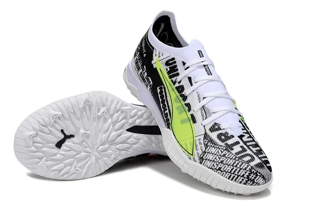 Puma Future Z Chaussures de football Turf blanc et noir avec upper Newspaper-Print Néon Lime Green accent Formstrip 4