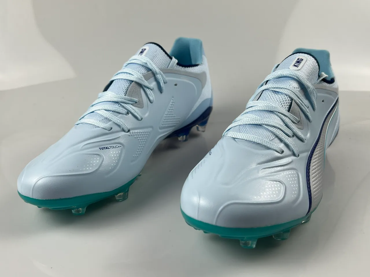 Puma King Bleu Marine Low-Cut Tricot Supérieur Texturé Overlay Avant-Pied Semelle Firme Chaussures de Football 3