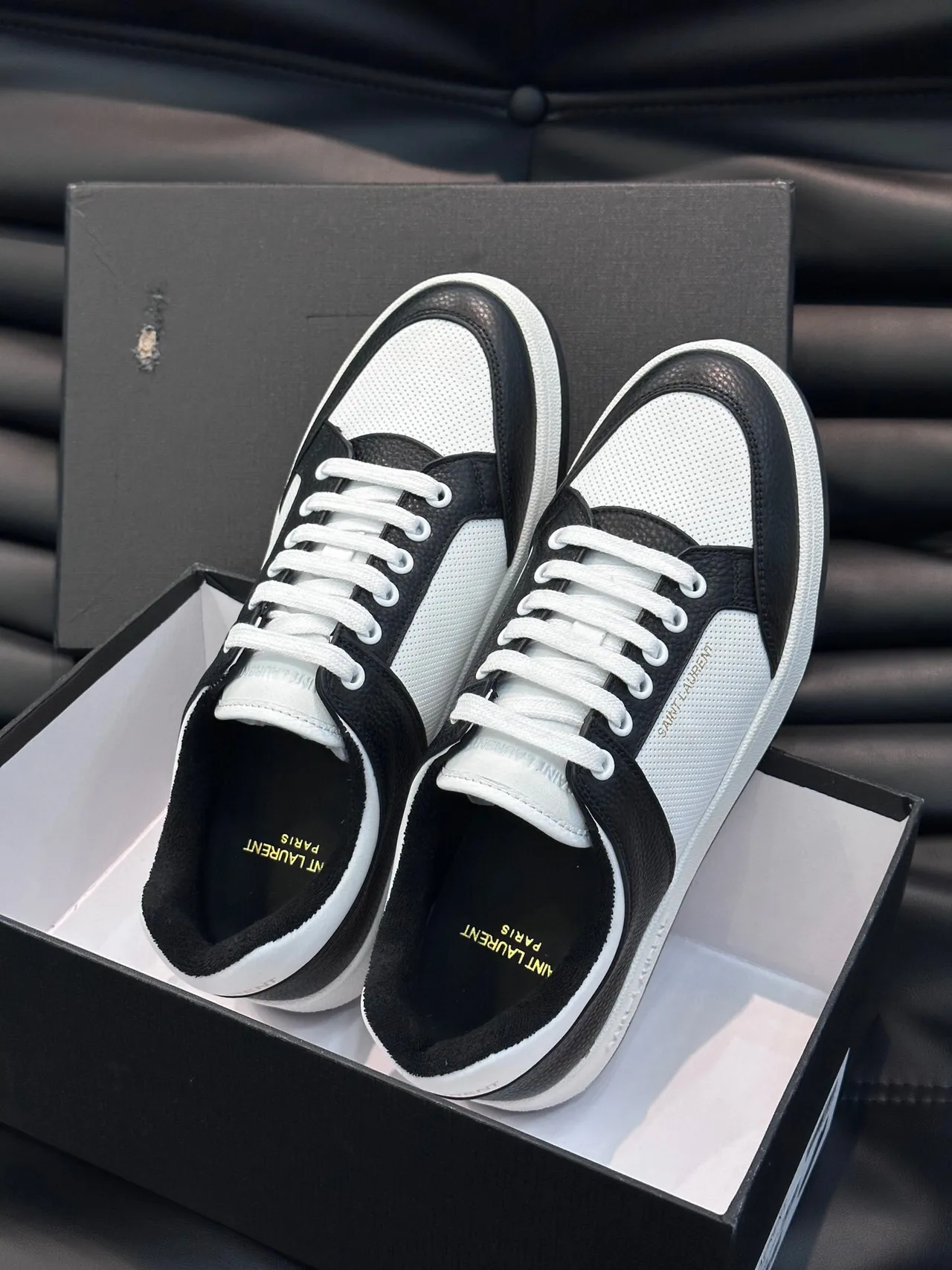 Saint Laurent Noir Blanc Deux Tons Panneau de Maille Perforé Sneakers Lifestyle 7