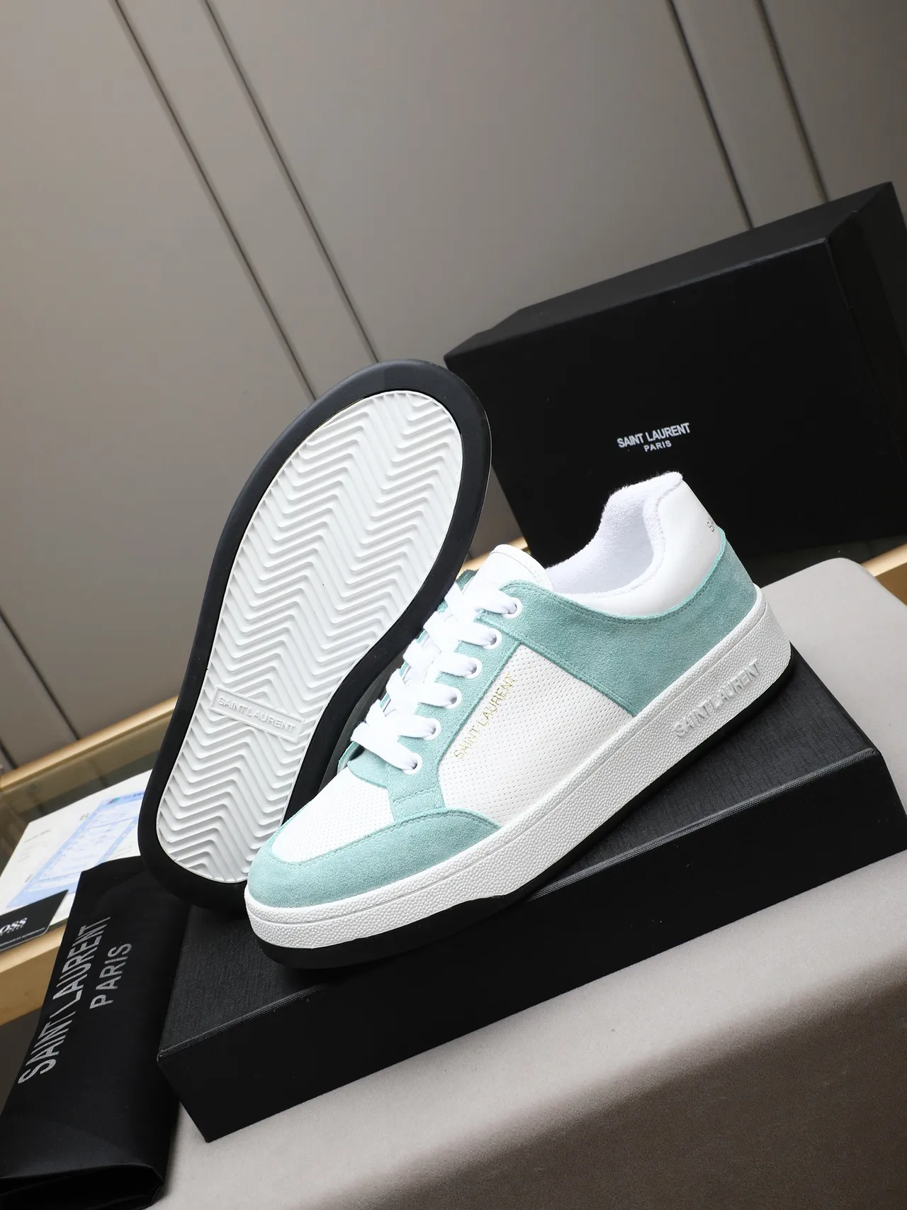 Saint Laurent Verde Branco Tênis Lifestyle de Camurça e Malha Painelados 4