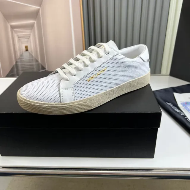 Saint Laurent Loulou Cuir Perforé Blanc Beige Sneaker Lifestyle 9