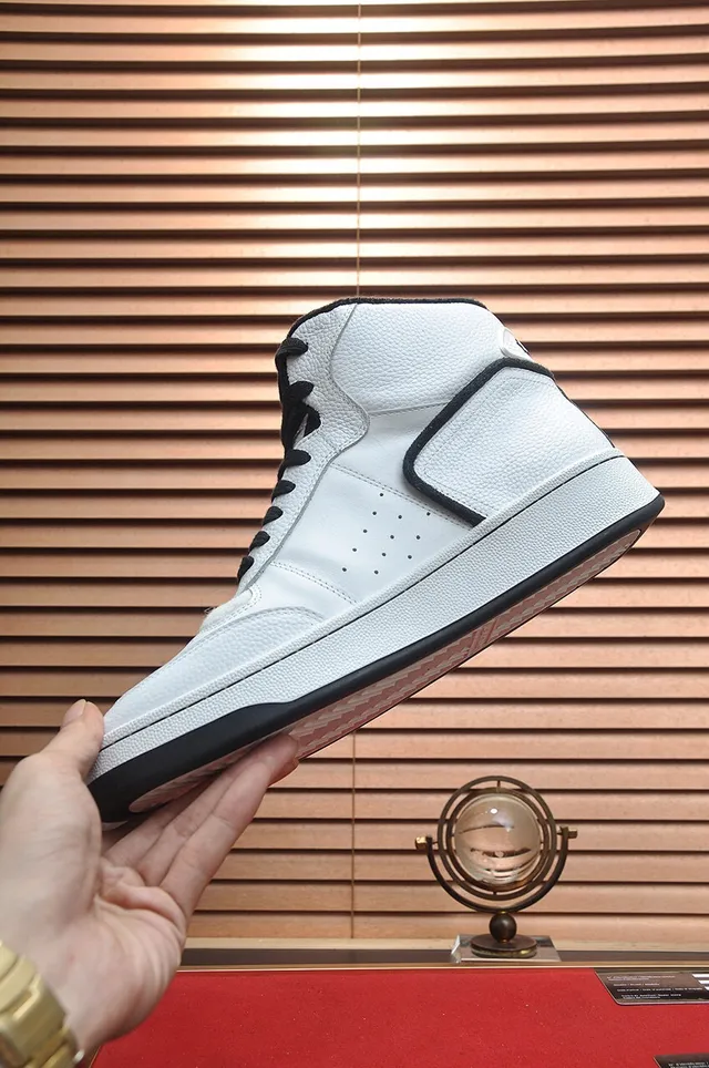 Saint Laurent Loulou Blanc et Noir Hautes Cuir Grainé Sneakers Lifestyle 5