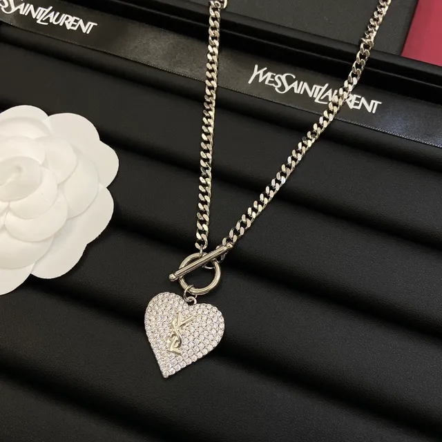 Saint Laurent Coração de Amor Prata Branca Pavé Crystal Hearts Toggle Clasp Chains Necklace 7