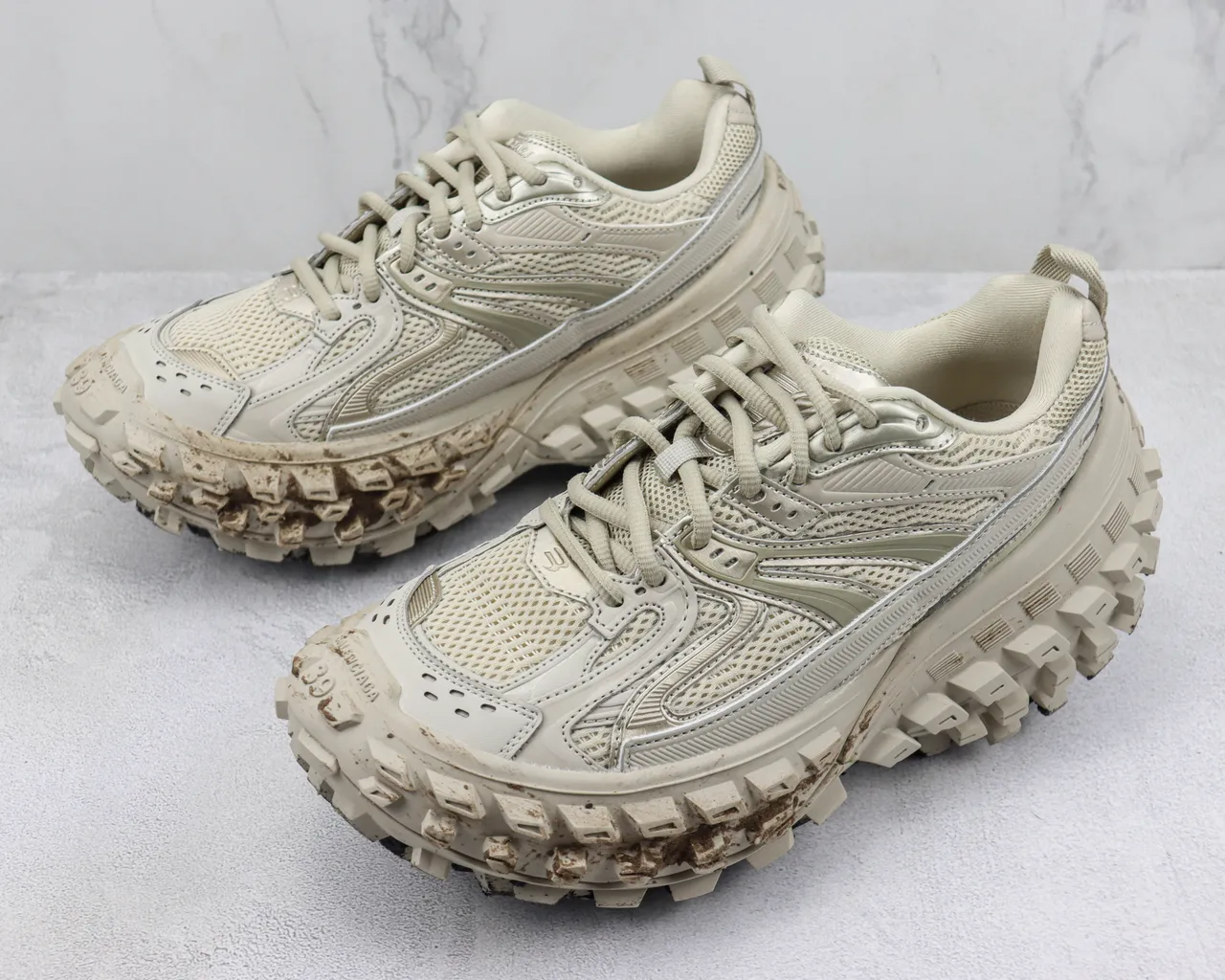 Salomon Beige Gray Chunky Trail Silhouette Mesh And Synthetic Overlay Construction Running Shoes 4