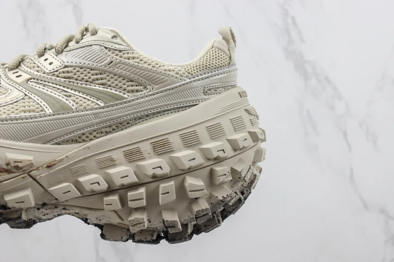 Salomon Beige Gray Chunky Trail Silhouette Mesh And Synthetic Overlay Construction Running Shoes 7