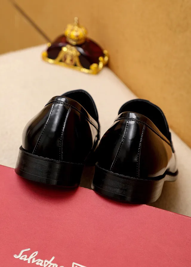 Salvatore Ferragamo Gancini Loafer Black Polished Leather Loafers 3