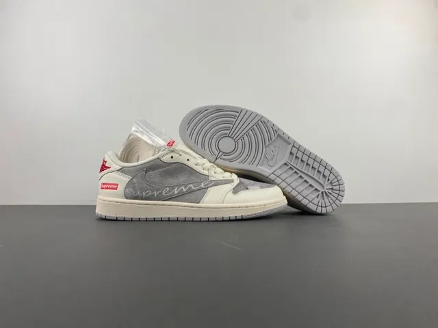 Supreme Script Logo Tênis Lifestyle de Suede e Couro Low-Top 12