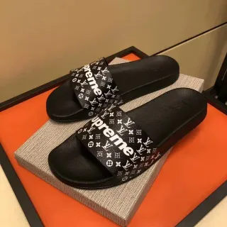 Supreme Slipper Black White Slide-Style Monogram-Print Strap Slippers