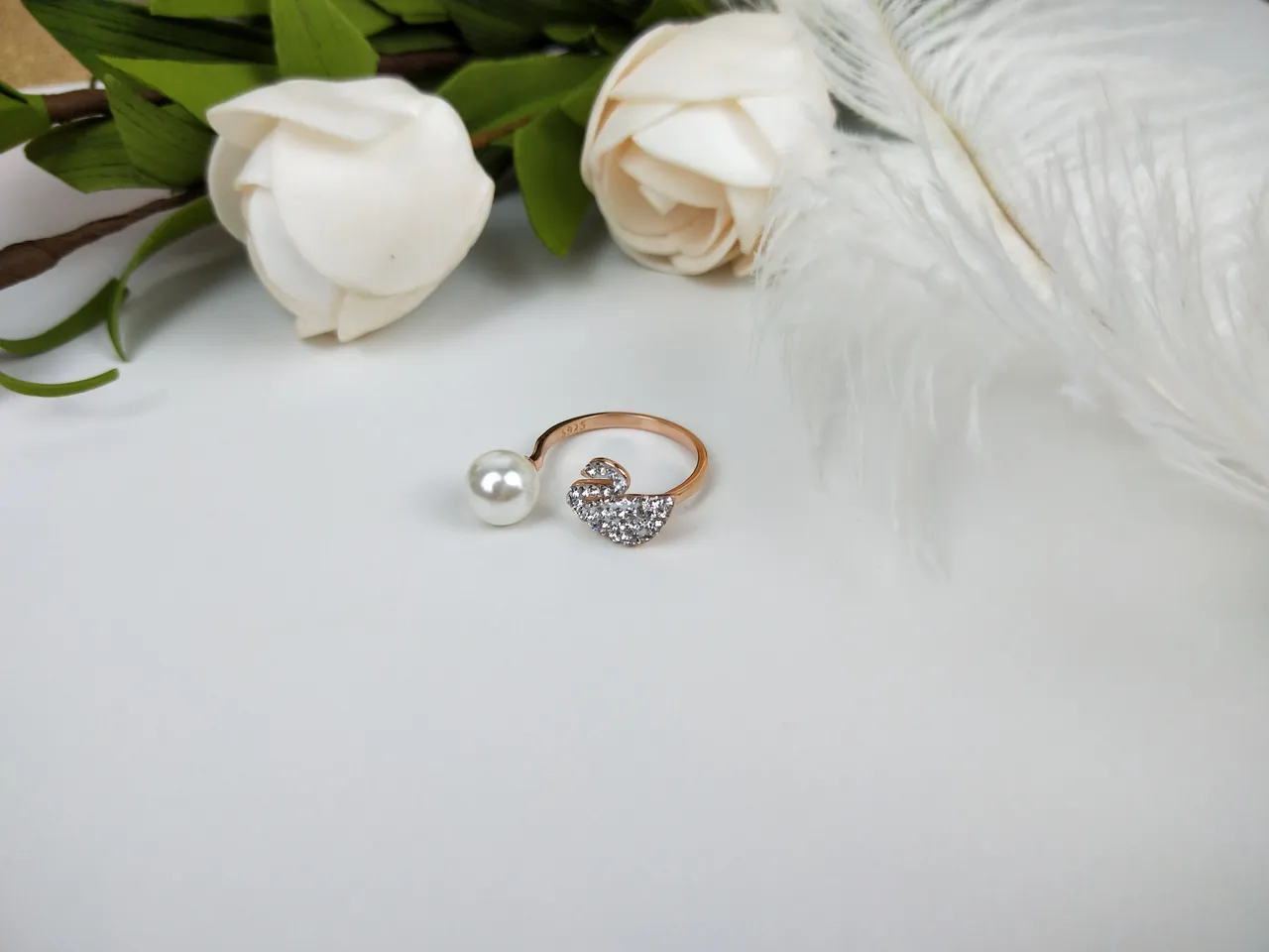 Swarovski Cygne Pavé Cristal et Perle Bague Ouverte 5