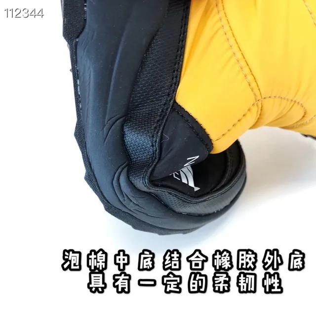 The North Face ThermoBall Boot Black Kids Snow Boots 11