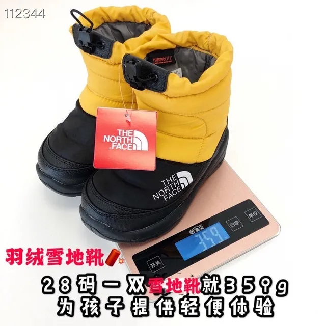 The North Face ThermoBall Boot Black Kids Snow Boots 16