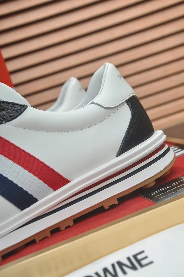 Thom Browne Chaussures Lifestyle Blanches et Noires en Cuir Basse 2
