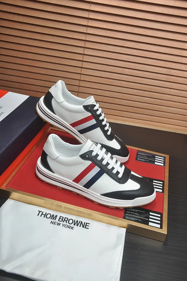 Thom Browne Chaussures Lifestyle Blanches et Noires en Cuir Basse 4