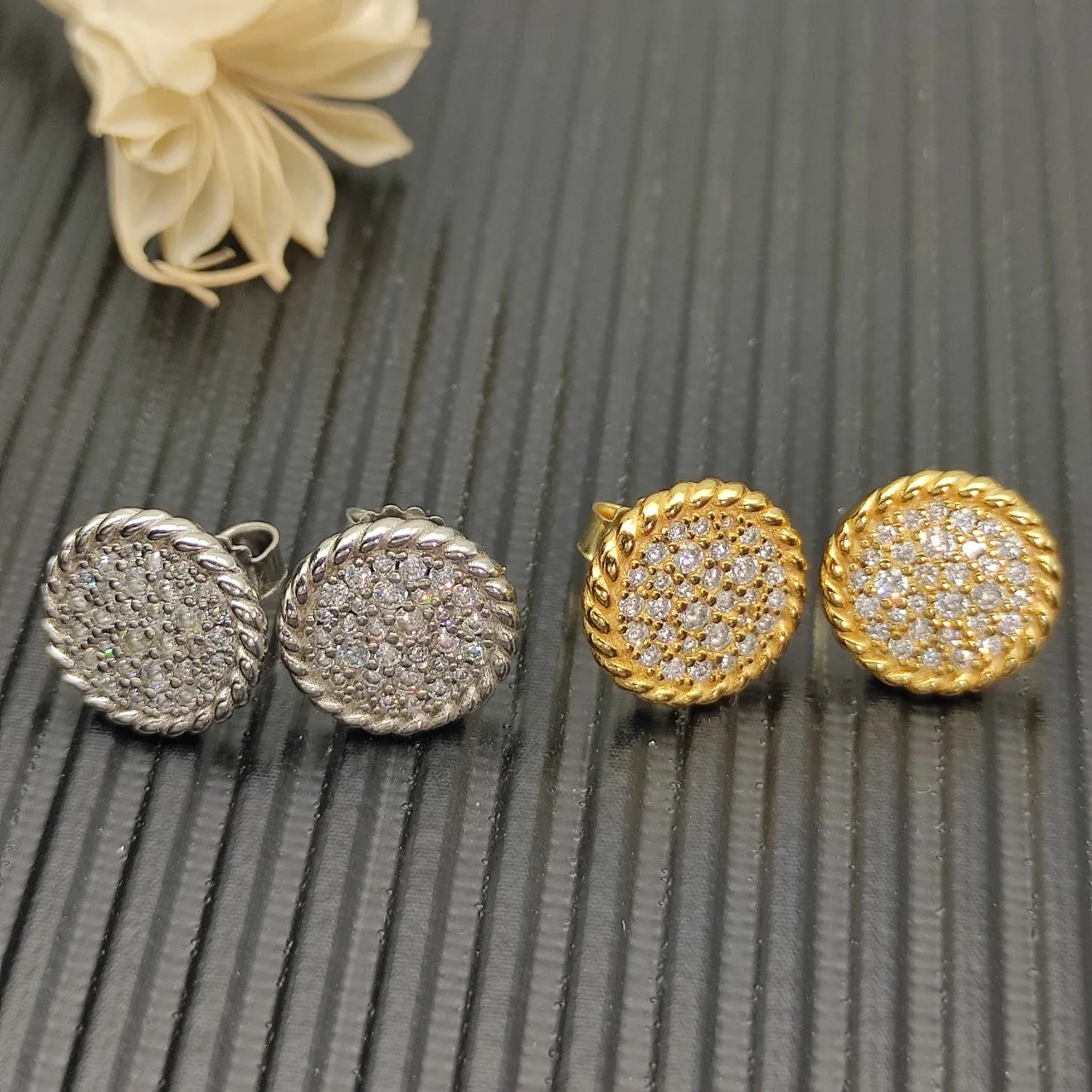 Tiffany & Co. HardWear Pavé brincos de disco 4
