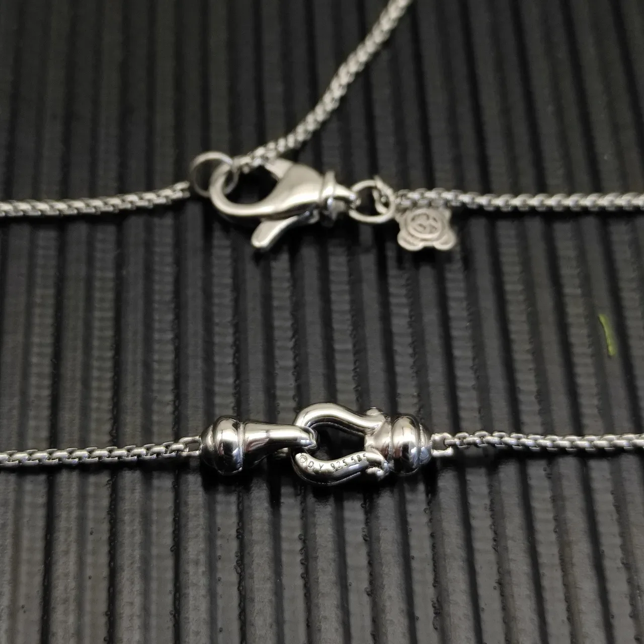 Tiffany & Co. HardWear Two-Tone Shackle Pendant Necklace 4