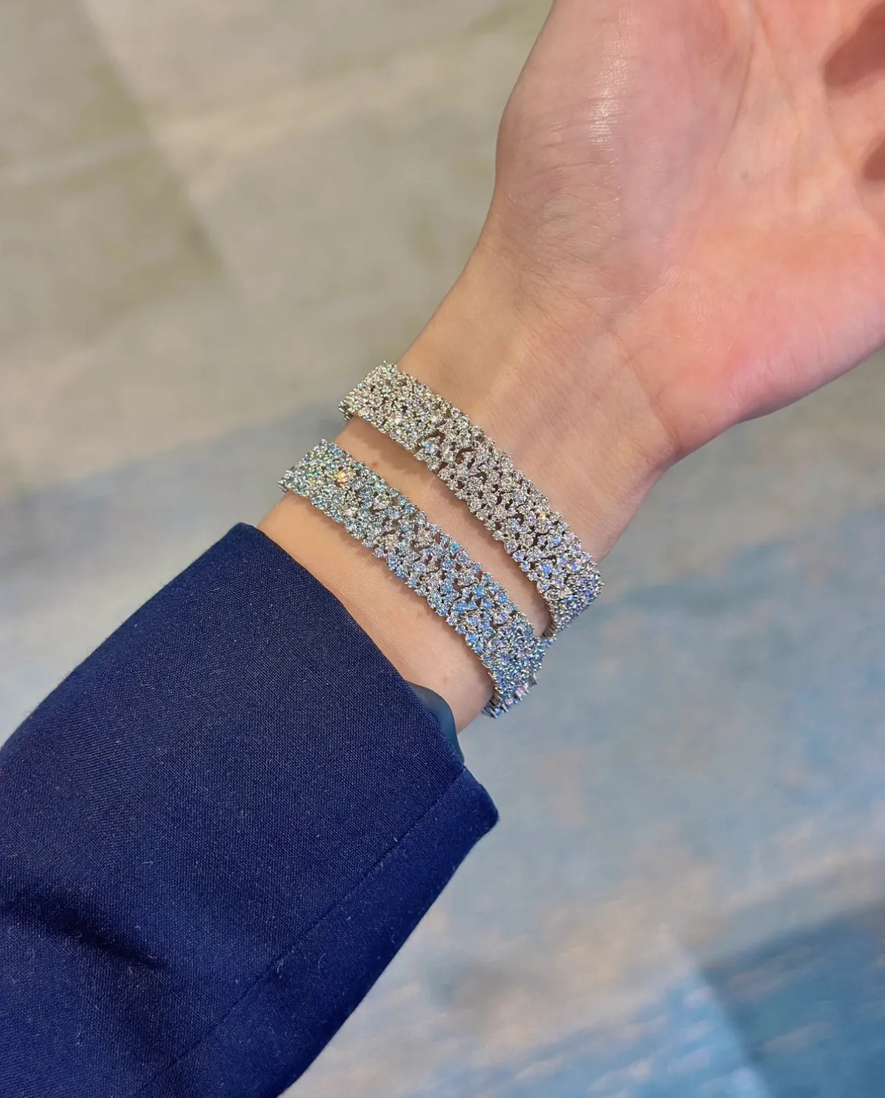 Tiffany & Co. أساور كم باڤيه كريستال زهورية 4