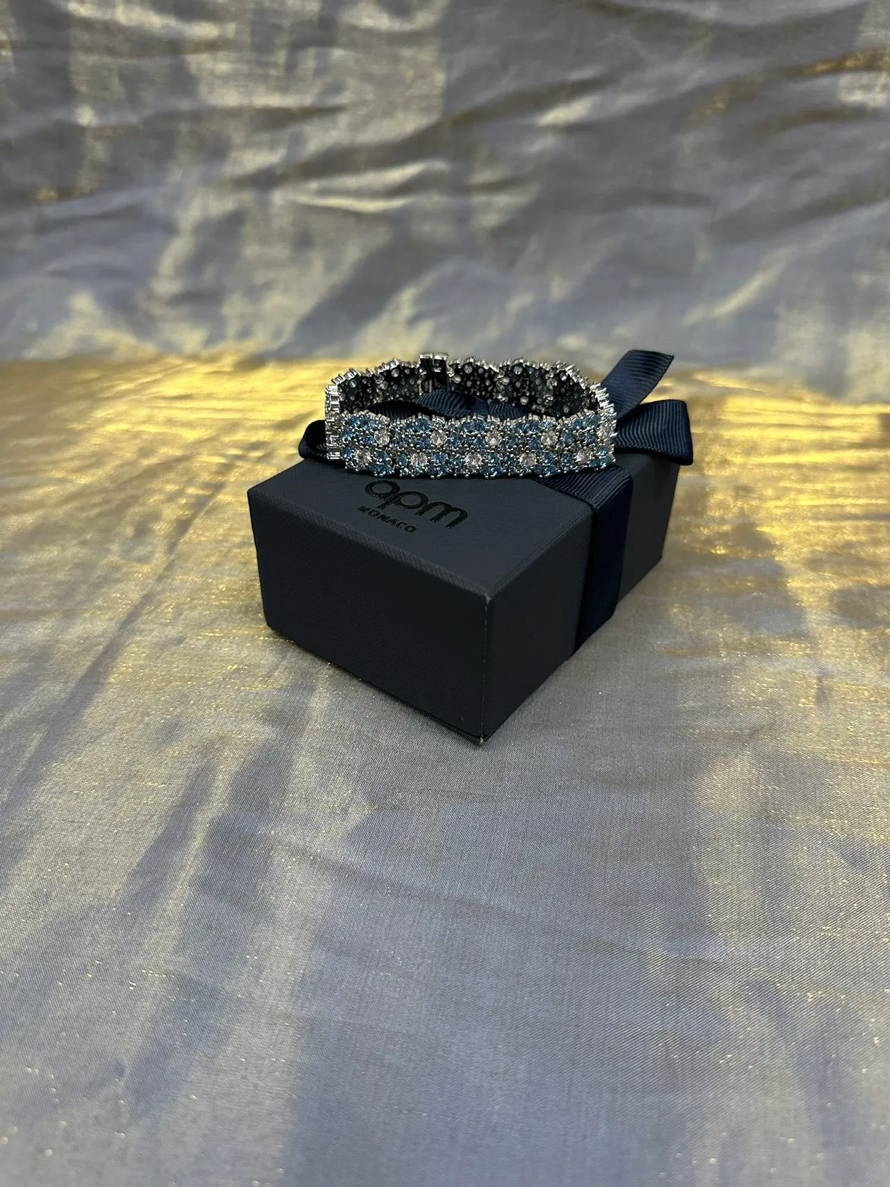 Tiffany & Co. أساور كم باڤيه كريستال زهورية 6