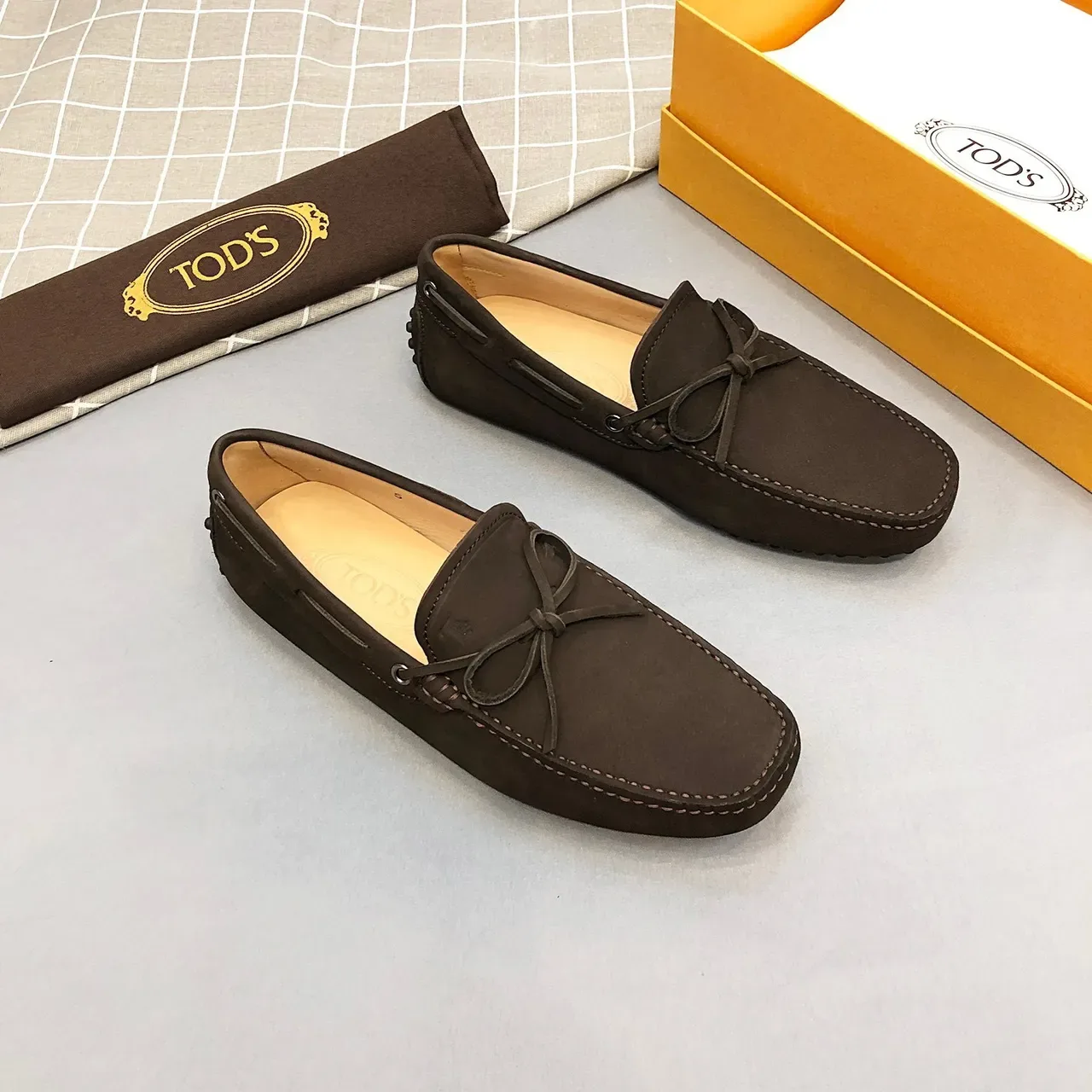 Tod's Brown Beige Suede-Like Nubuck Upper Hand-Stitched Moc Toe Loafer 3