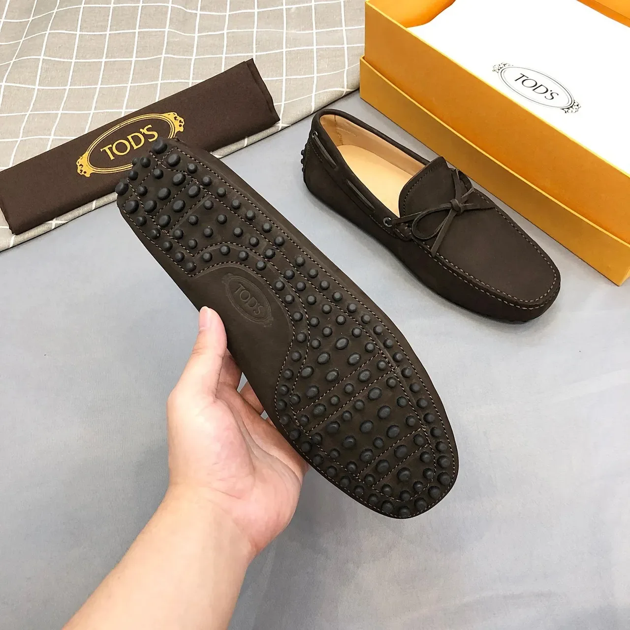 Tod's Brown Beige Suede-Like Nubuck Upper Hand-Stitched Moc Toe Loafer 7
