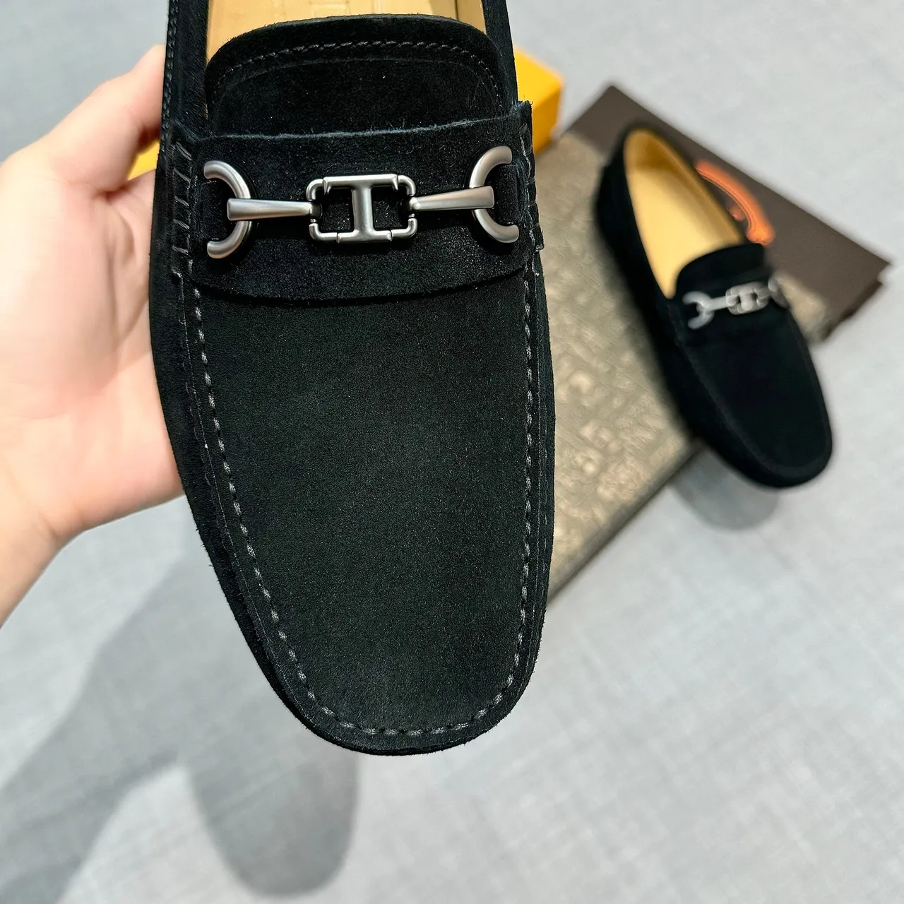 Tod's Horsebit Loafer Velours Noir 4