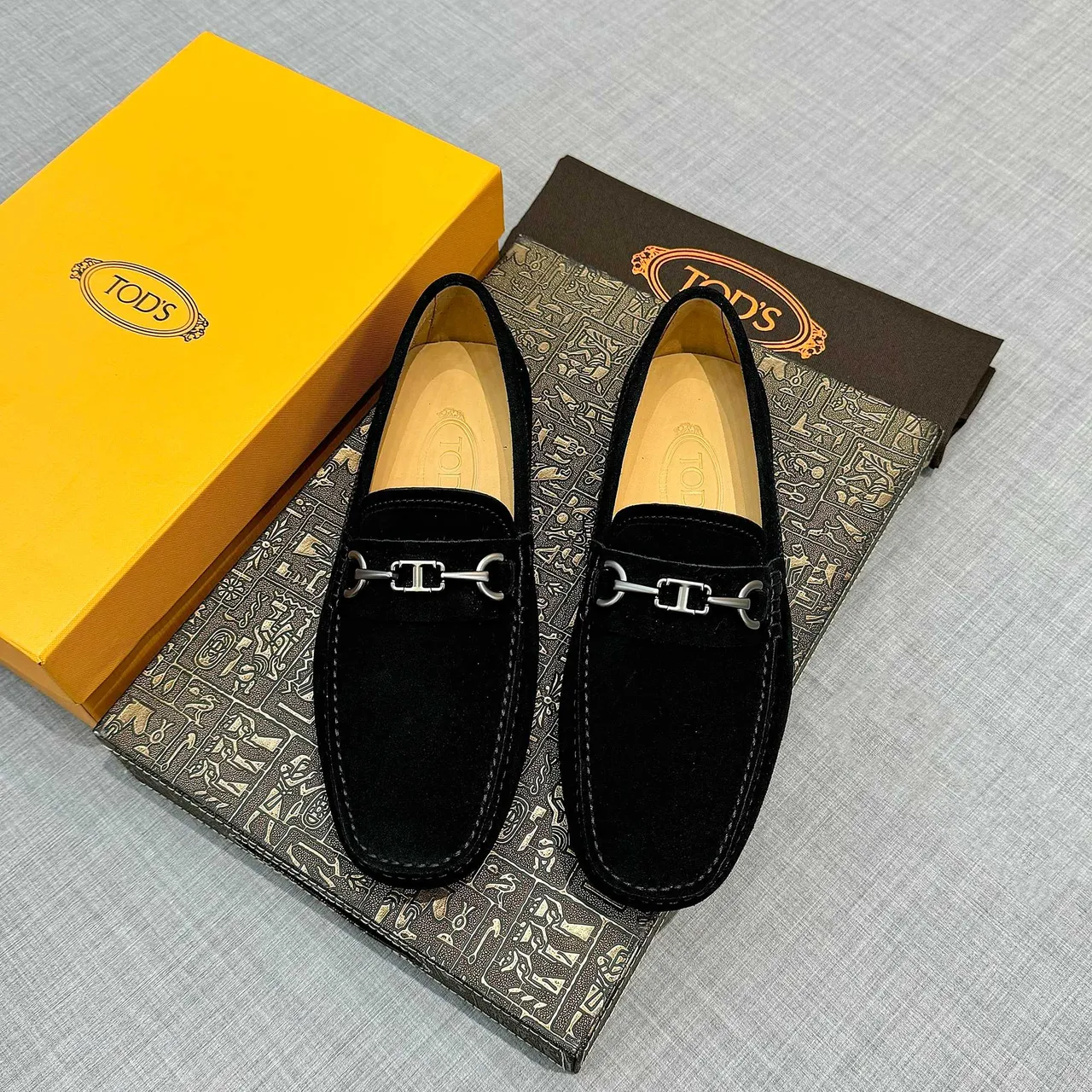 Tod's Horsebit Loafer Velours Noir 6