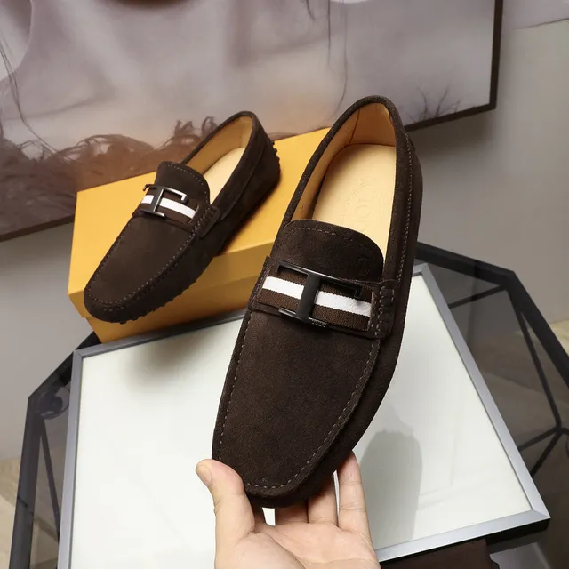 Tod's Gommino Loafer Marron Blanc Daim Supérieur T-Bar Boucle Métal Loafer 5