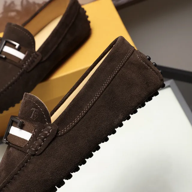 Tod's Gommino Loafer Marron Blanc Daim Supérieur T-Bar Boucle Métal Loafer 6