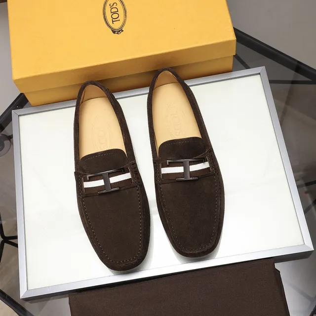 Tod's Gommino Loafer Marron Blanc Daim Supérieur T-Bar Boucle Métal Loafer 8