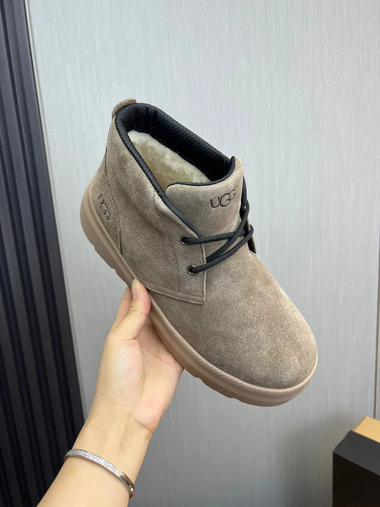 UGG Bege Preto Camurça Superior Com Cadarços Chukka Botas de Tornozelo 7