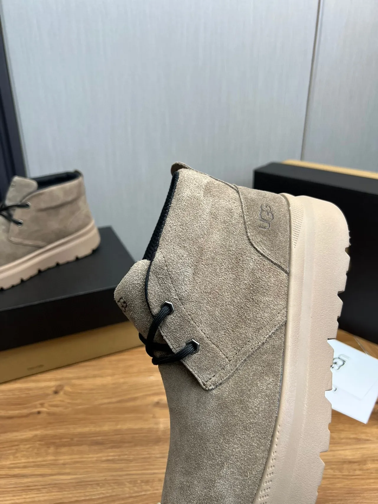 UGG Bege Preto Camurça Superior Com Cadarços Chukka Botas de Tornozelo 8