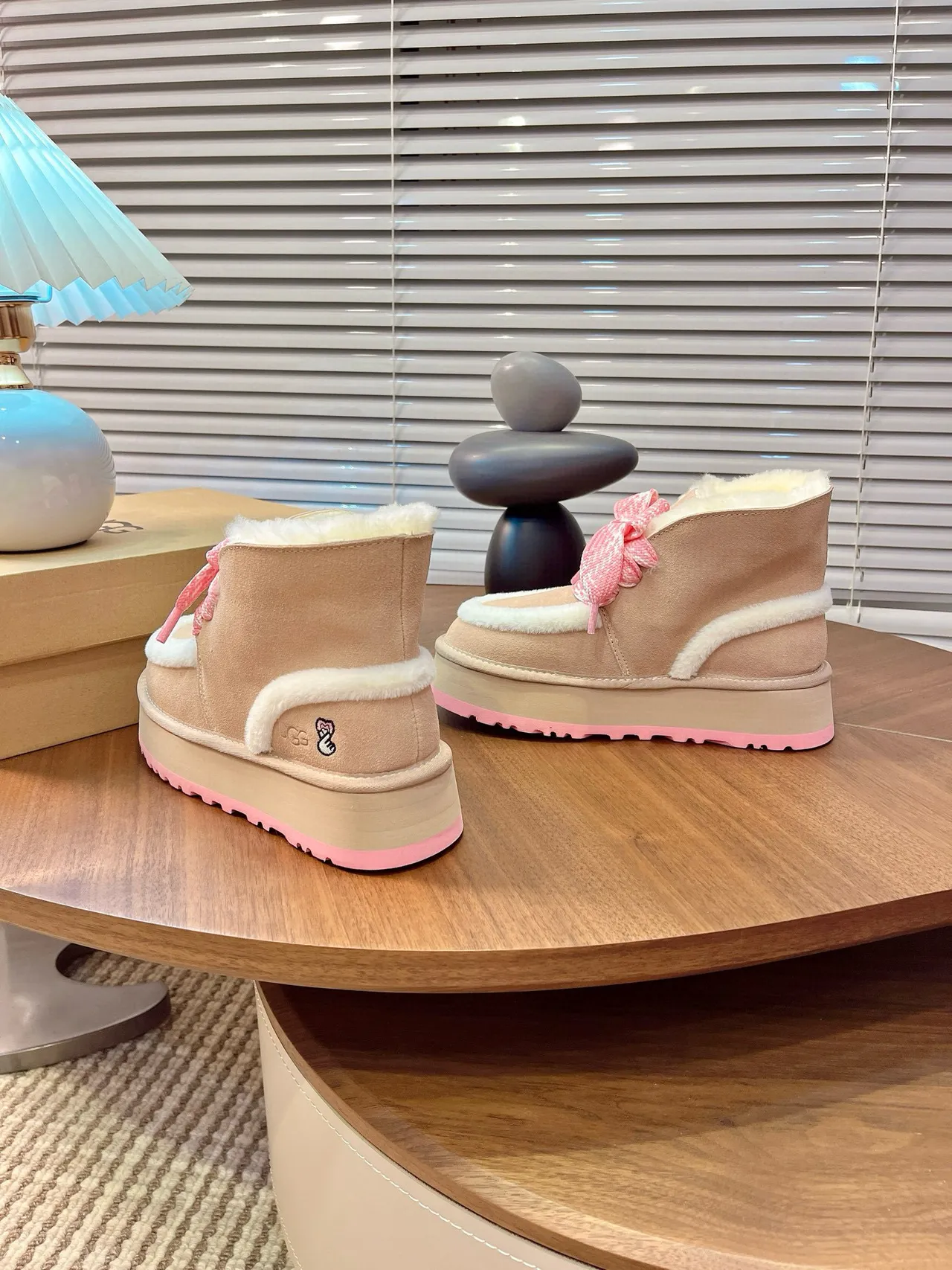 UGG Beige Pink Platform Sole Shearling-Lined Snow Boots 5