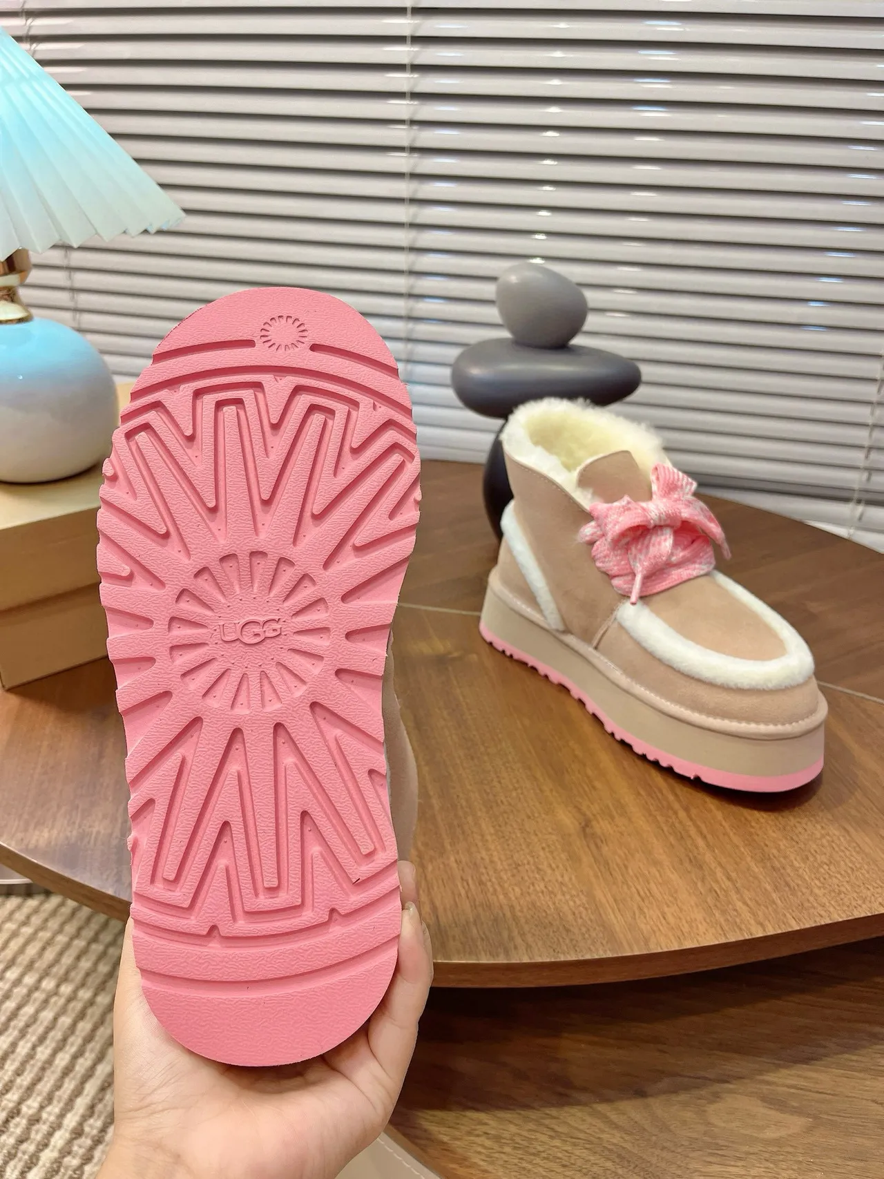 UGG Beige Pink Platform Sole Shearling-Lined Snow Boots 8