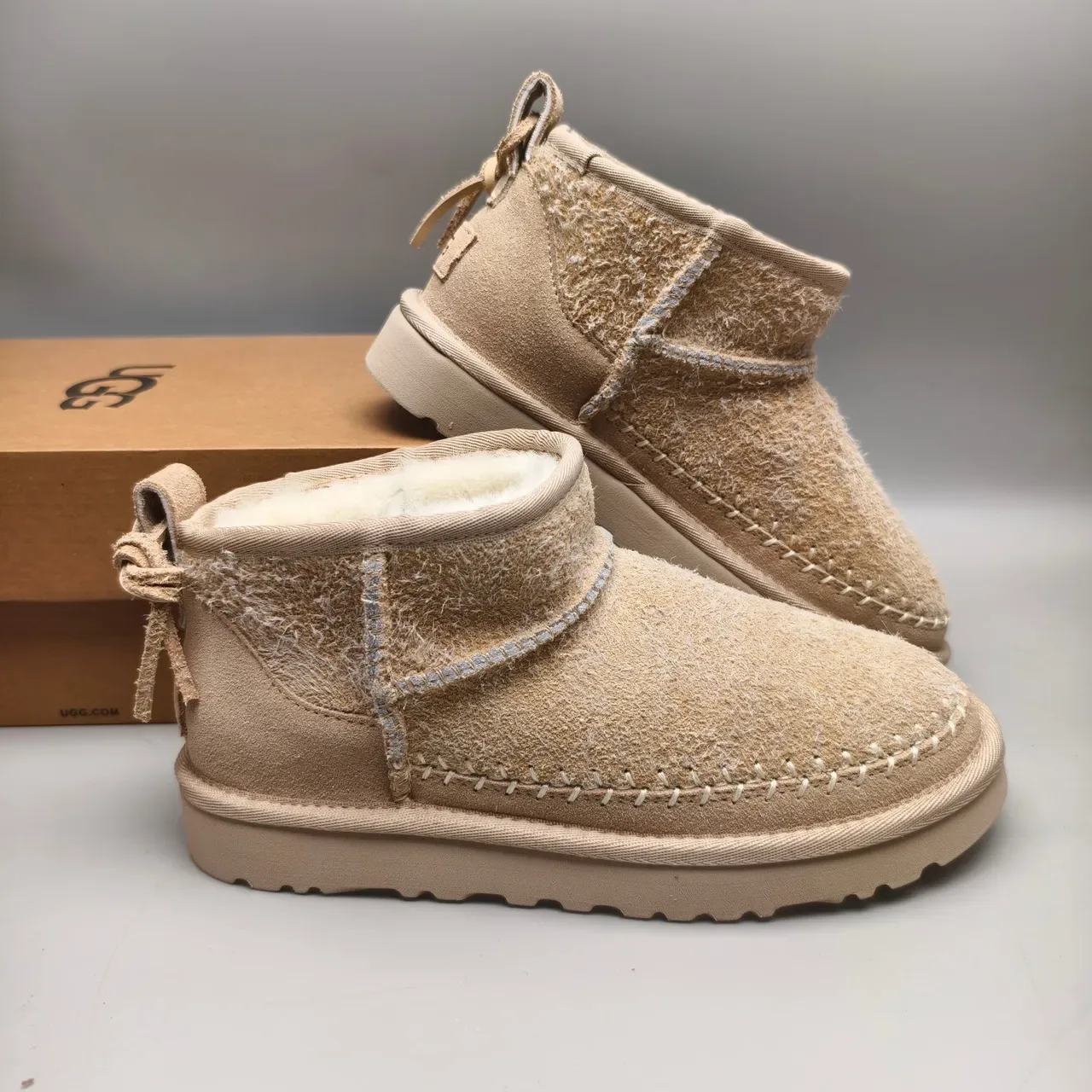 UGG Beige White Shearling-Lined Suede Upper Snow Boots 6