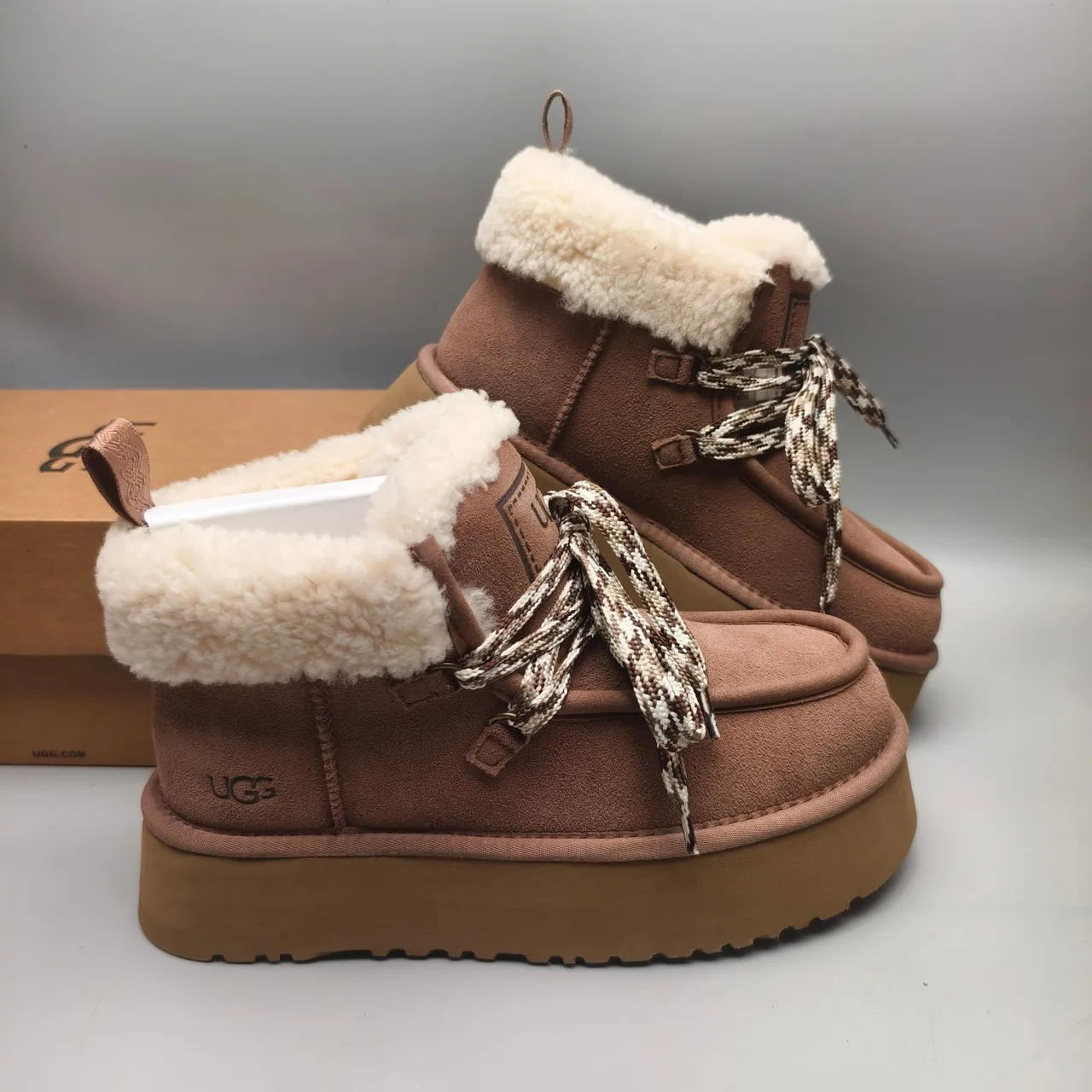 UGG Brown Beige Platform Sole Braided Laces Snow Boots 6