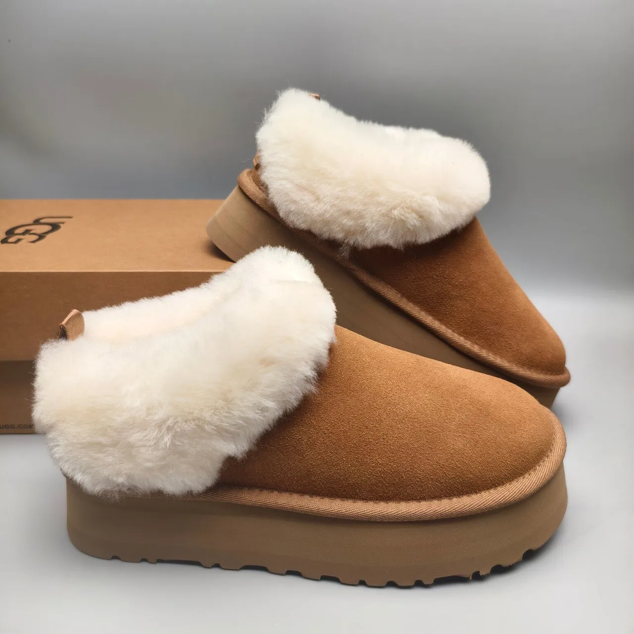 UGG Brown Beige Shearling-Lined Suede Upper Casual Shoes 6