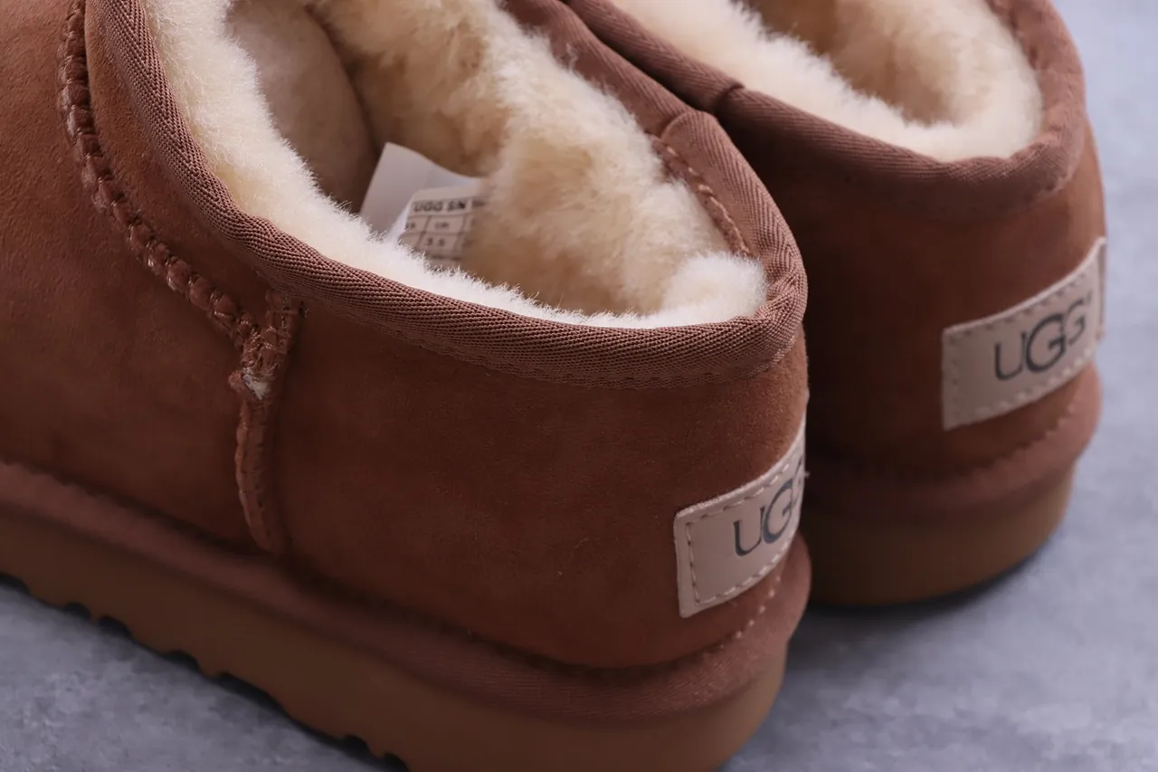 UGG Brown Beige Suede Upper Shearling-Lined Snow Boots 6