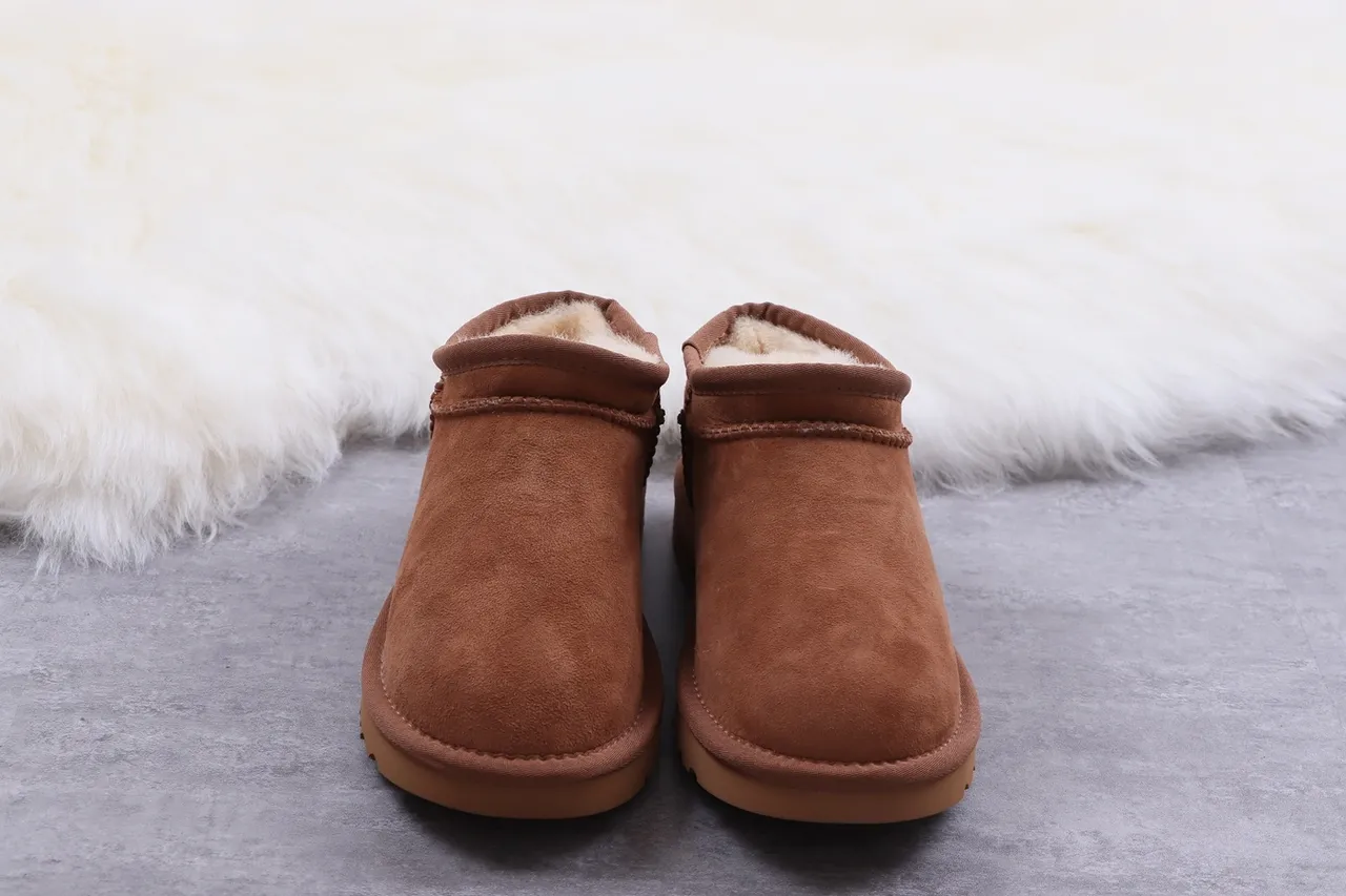 UGG Brown Beige Suede Upper Shearling-Lined Snow Boots 9