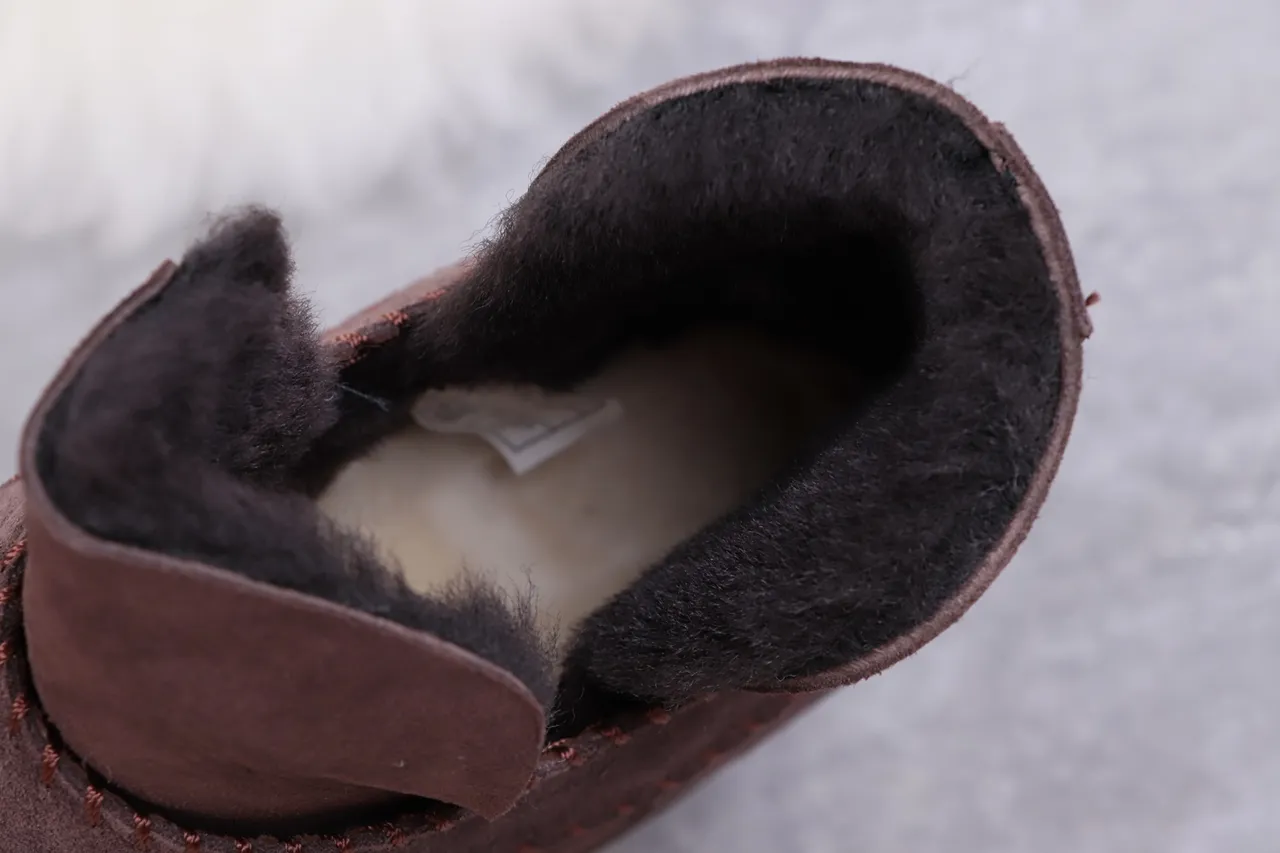 UGG بني أسود جلد مخمل علوي محشو بصوف الكبش حذاء كاحل 2